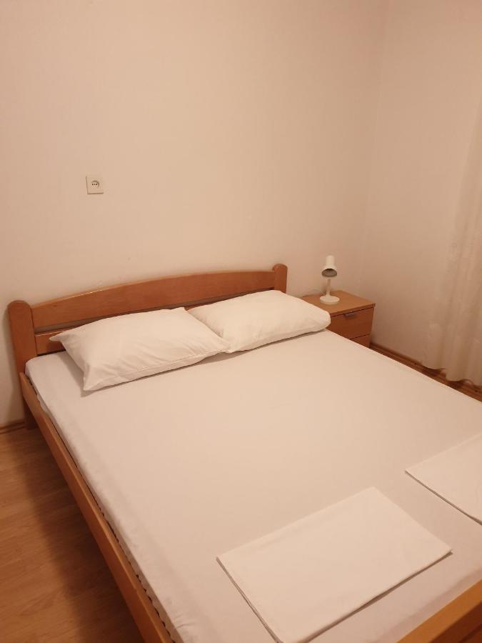 Apartments And Rooms With Parking Space Metajna, Pag - 4120 エクステリア 写真